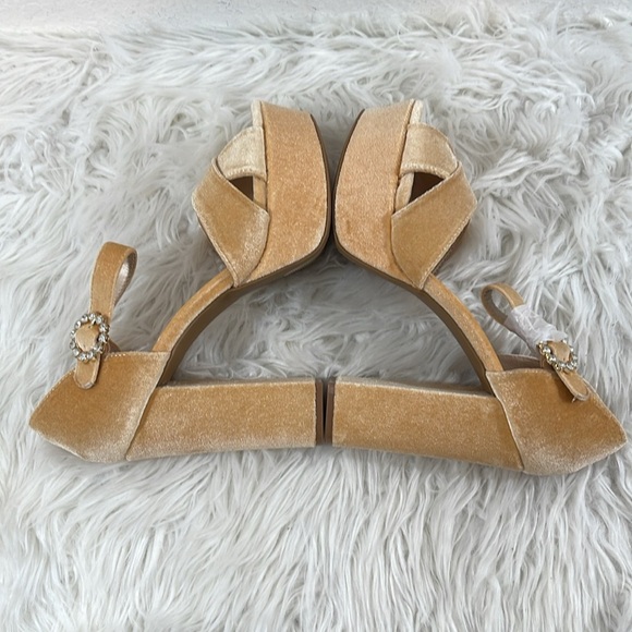 LULUS Crushest Champagne Velvet Rhinestone Ankle Strap Chunky Heels Size 10 NEW - Picture 11 of 16